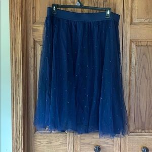 Torrid tulle polka dot navy skirt size 2